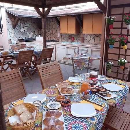 B&B Villa Letizia Inn Кастельбуоно Экстерьер фото