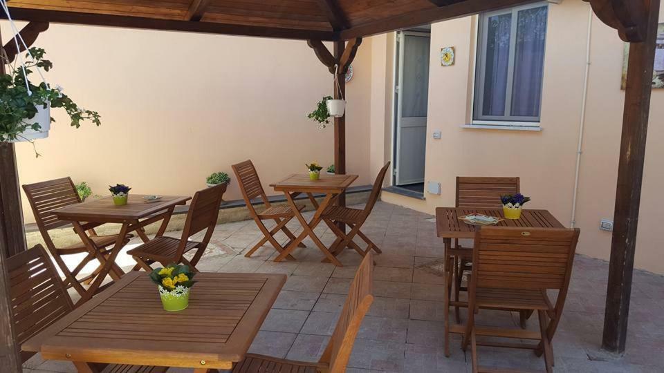 B&B Villa Letizia Inn Кастельбуоно Экстерьер фото